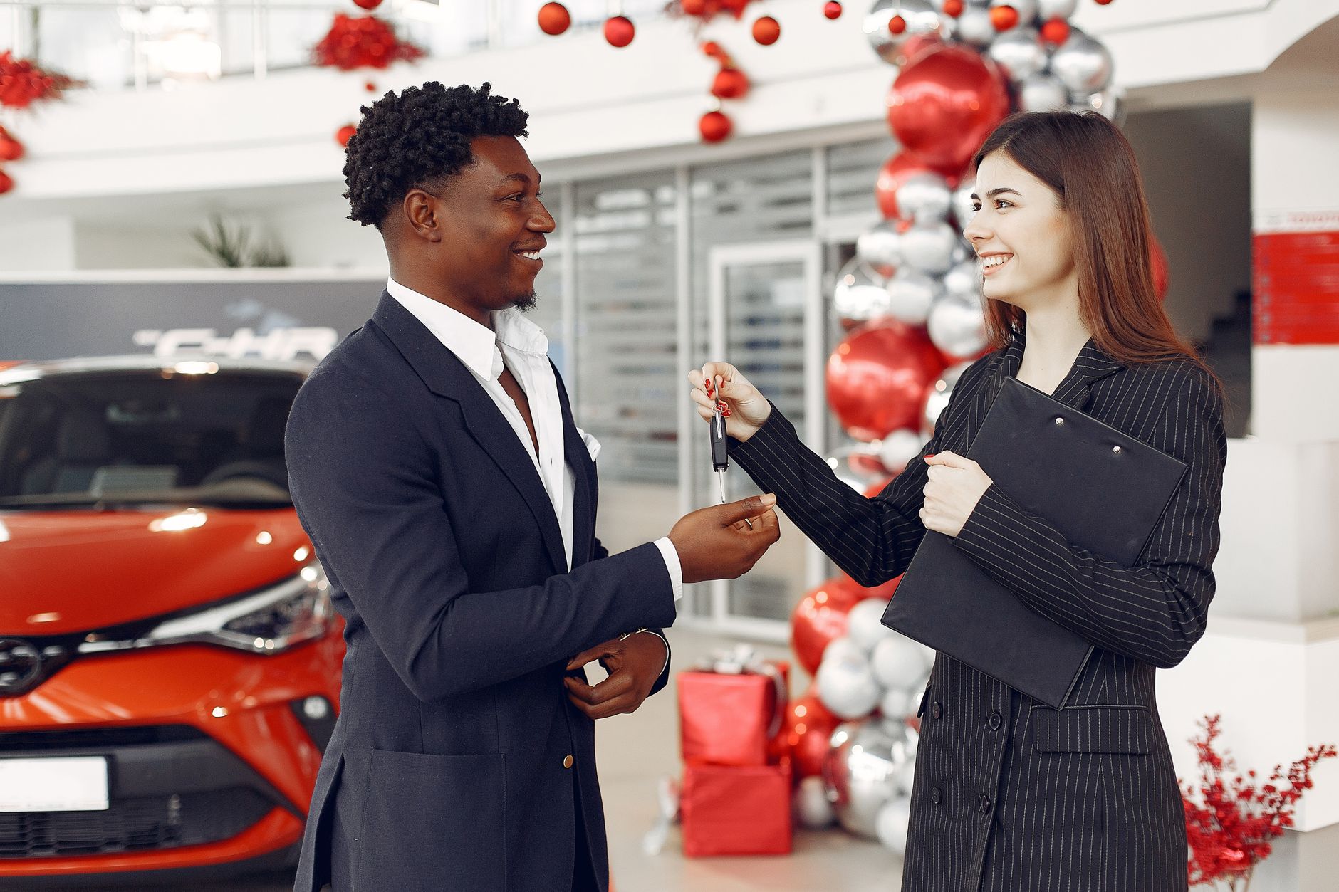 Car valuation process in Dubai with AZ Cars professional evaluation